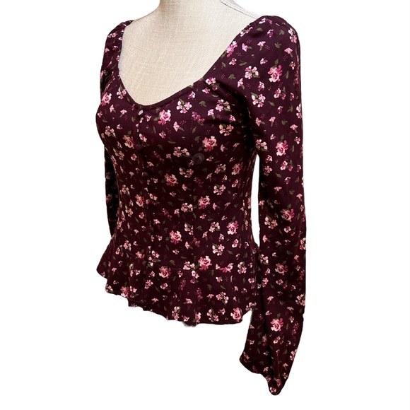 NWT Aeropostale Floral Top - Picture 2 of 10